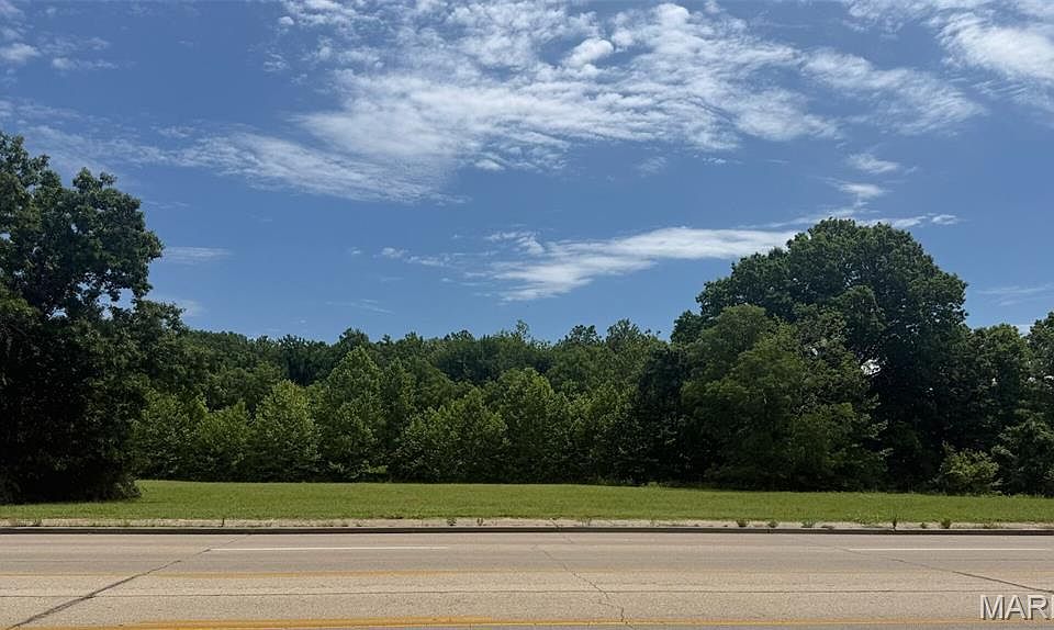 1st image of 1000 N Mount Auburn Rd Lot W