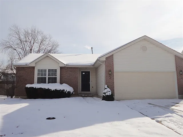 1001 Kemper Meadow Dr photo 1