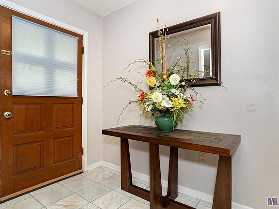 4th image of 958 Daventry Dr