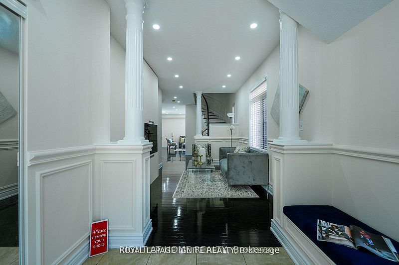 Ajax House for rent - 4 Bedrooms — photo 4