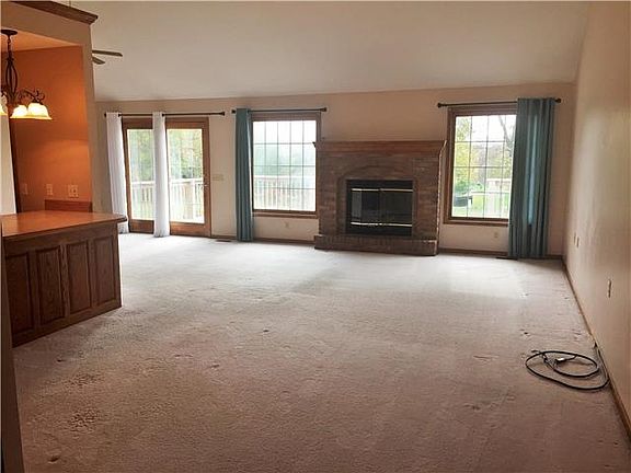 3rd image of 4908 Corinth Dr