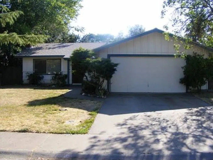 510 Loretto Dr photo 1