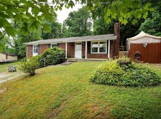 609 Robinson Rd, Saint Albans, WV 25177