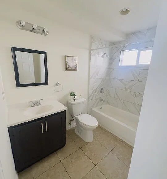 10605 Avalon Blvd — Photo 18