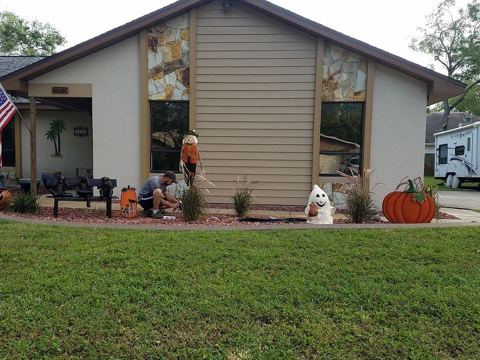 1st image of 2935 Teakwood St
