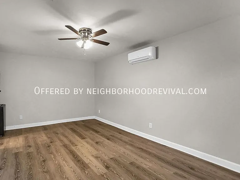3354 Douglass Ave — Photo 14