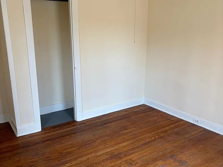119 Williams St #Y — Photo 16