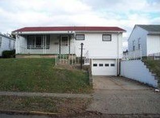 310 S 10th St, Coshocton, OH