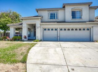 1501 Cottonwood Dr, Salinas, CA 93905