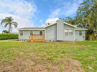 1701 SE Floresta Dr, Port Saint Lucie, FL 34983