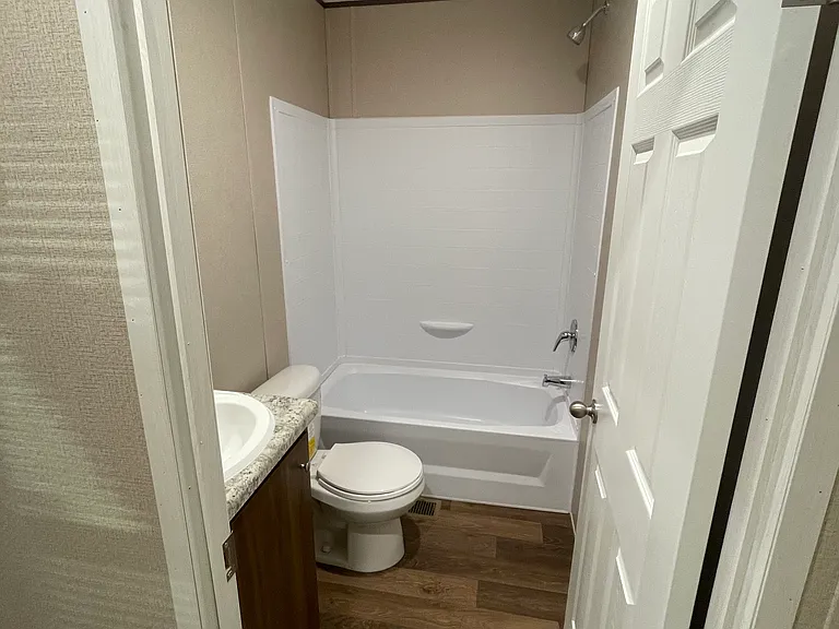 28 Codey Dr — Photo 7