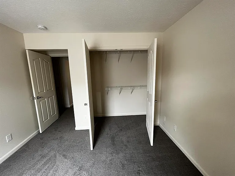 Oak Ridge — Photo 26