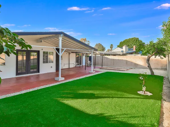 6561 Kelvin Ave, Winnetka, CA 91306