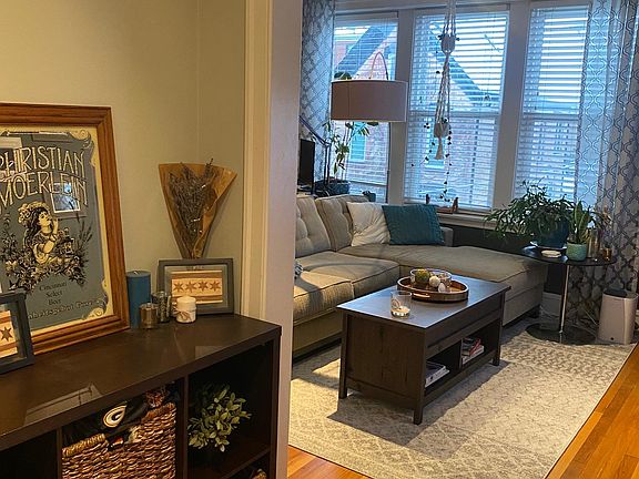 5th image of 545 W Eugenie St #2