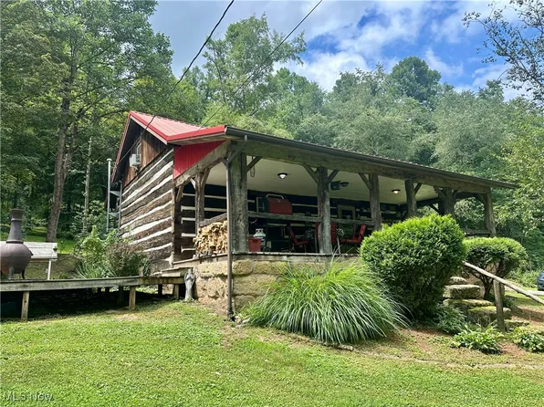 325 N Fork Rd, New Matamoras, OH 45767