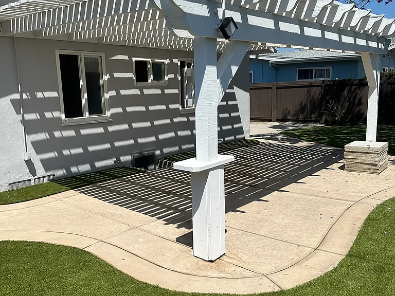 1169 Hilltop Dr — Photo 17