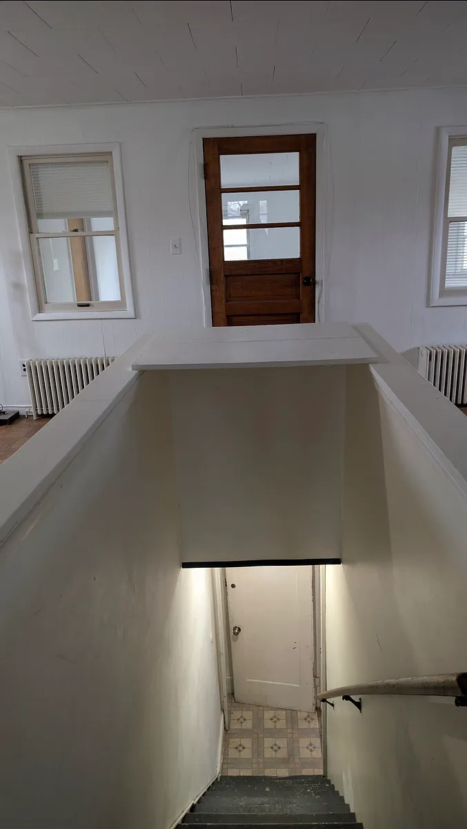 Building Photo - 1014 Washington Ave #2