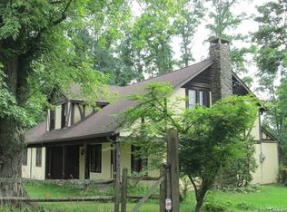 247 Starr Ridge Rd, Brewster, NY 10509