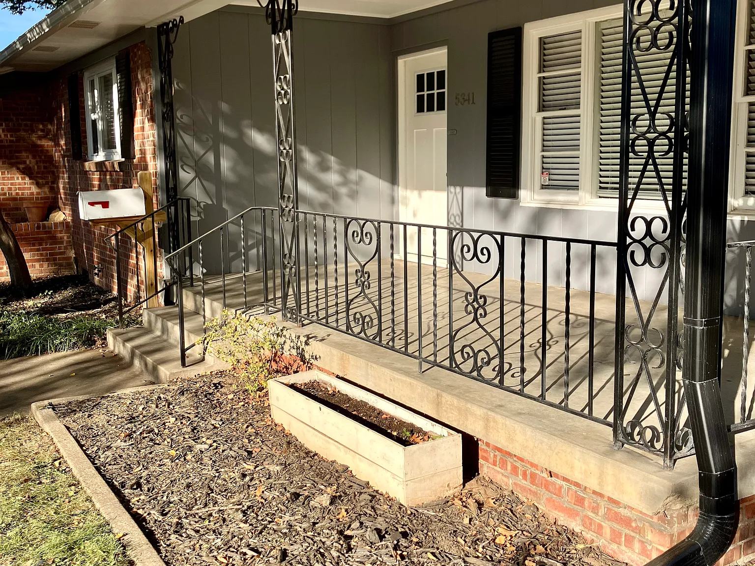 3 bed, 1.5 bath, 1765 sqft, $1,800 — Photo 3