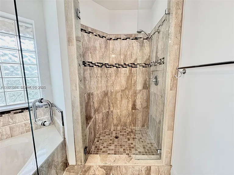 16320 Malibu Dr #10 — Photo 10
