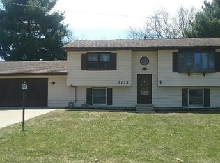 1713 Garden Ave, Waterloo, IA 50701