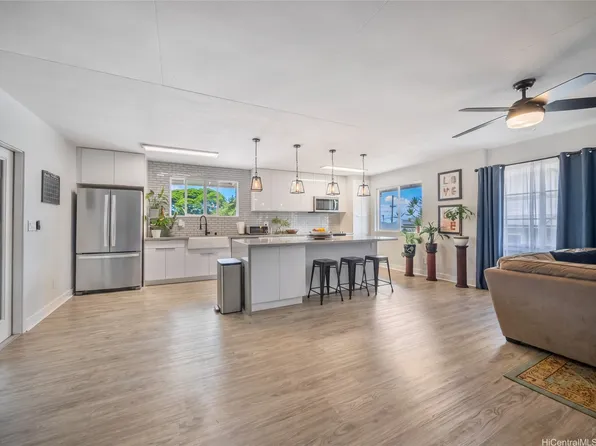 71 Kawananakoa Pl, Honolulu, HI 96817