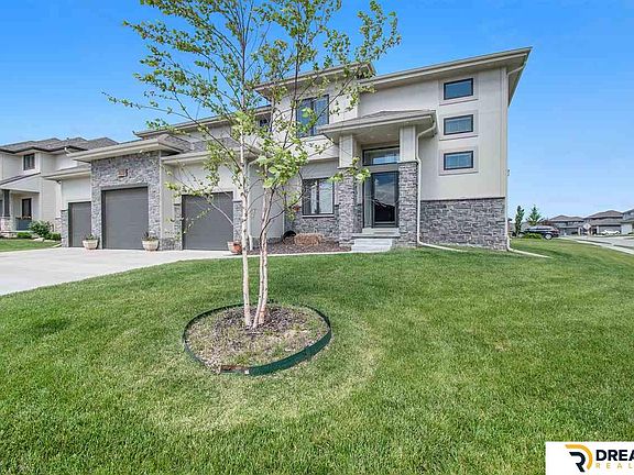 2nd image of 4016 N 189th St