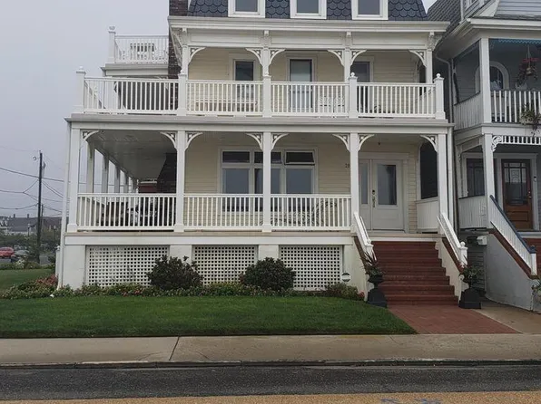 28 Ocean Ave APT 3, Ocean Grove, NJ 07756