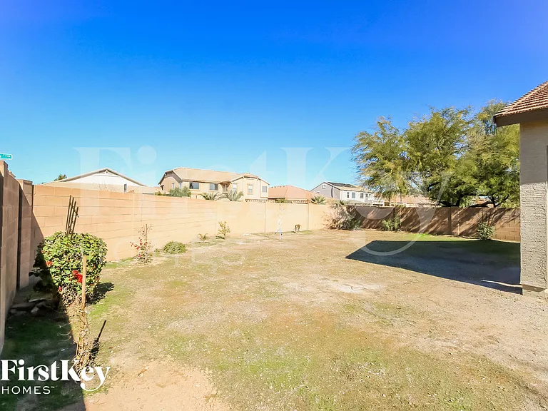 4270 E Amarillo Dr — Photo 15