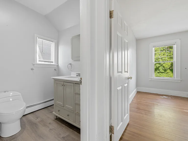 2 Oakland Ave — Photo 1