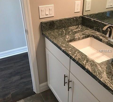 5th image of 8304 Corkfield Ave