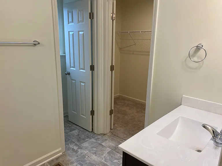 2630 Sheek Rd — Photo 10