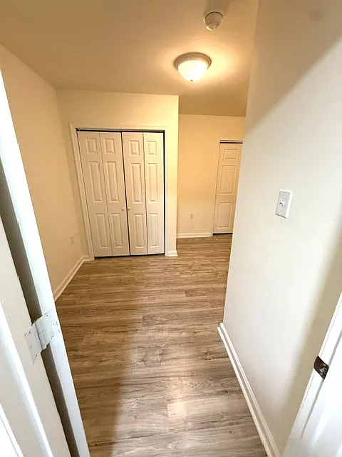 3 bed, 1850 sqft, $2,400 — Photo 4