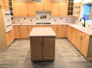 21720 Vintage St, Chatsworth, CA 91311