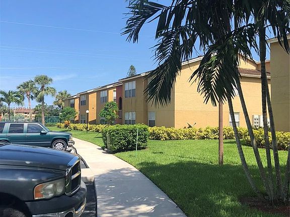 2nd image of 1401 Village Blvd APT 721