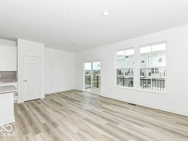 13817 Gatsby Dr — Photo 12