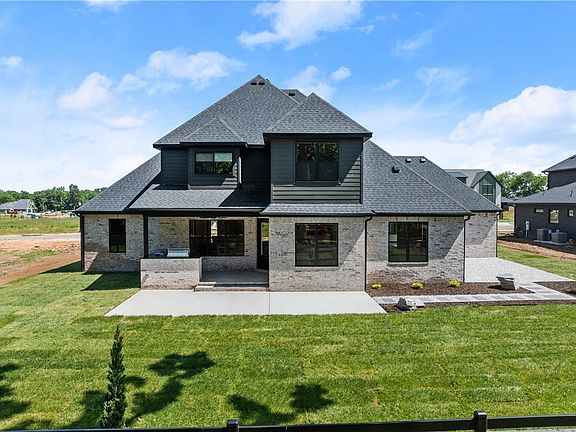 2nd image of 3803 SW Limelight Ln