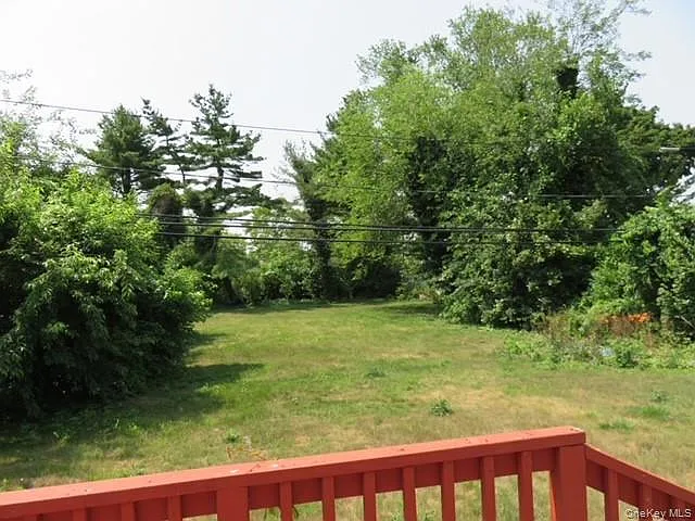 10 Elderwood Ln — Photo 21