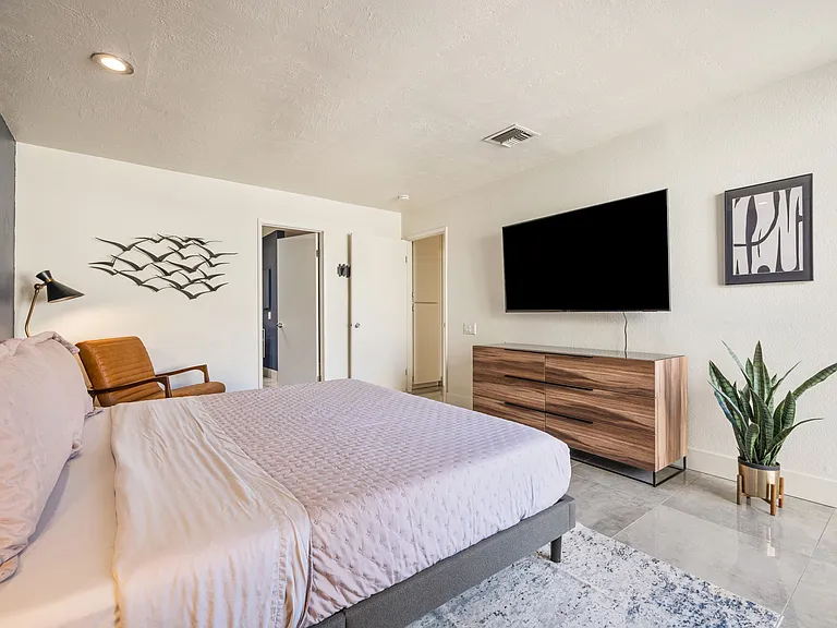 427 N Calle Rolph — Photo 24