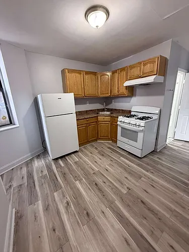 257 Sherman Ave Photo 1