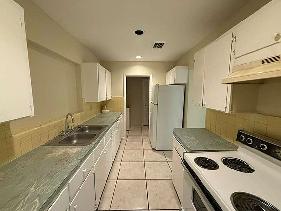 5th image of 1640 NW 9th Ave #2