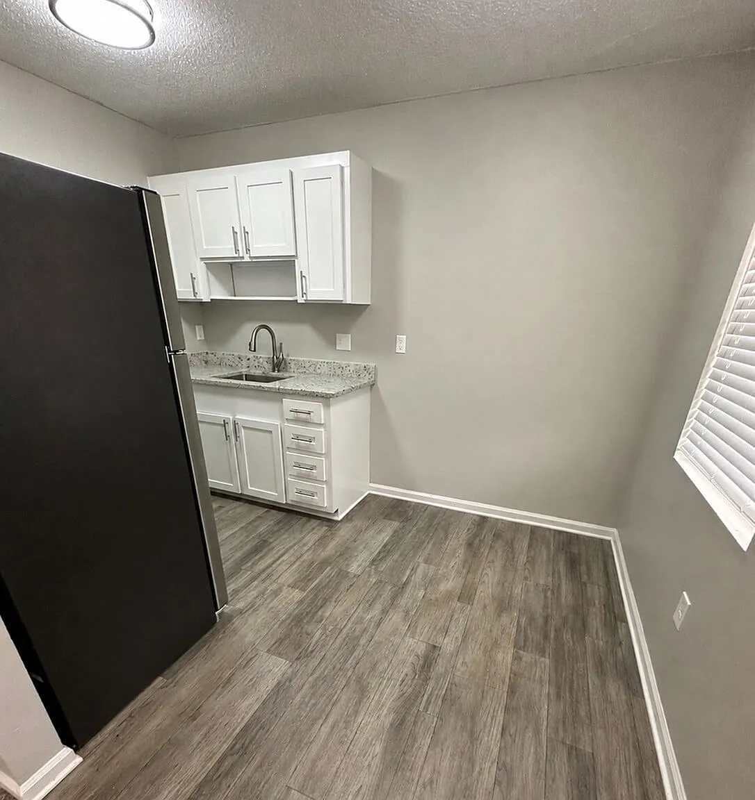 Ivey Creek Apartments — Photo 2