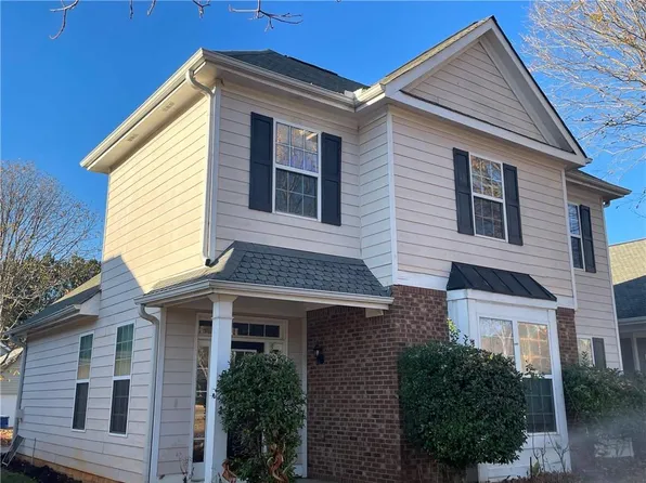 6101 Park Close S, Fairburn, GA 30213