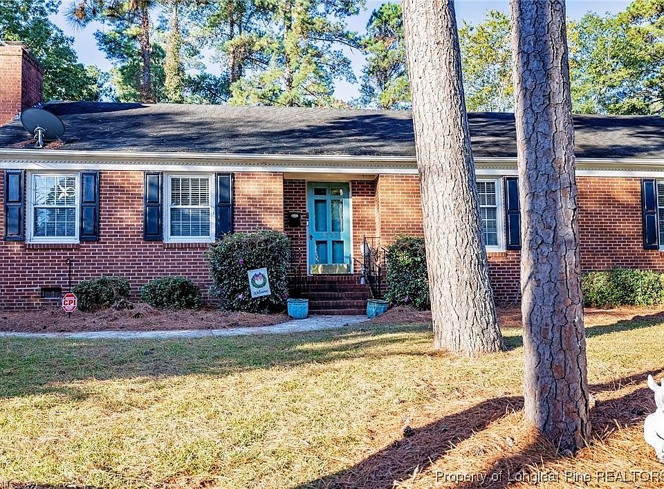 1st image of 2527 Huntington Rd