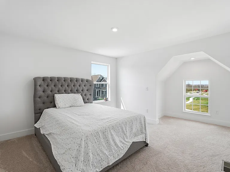5900 Carriage Meadows Dr — Photo 7