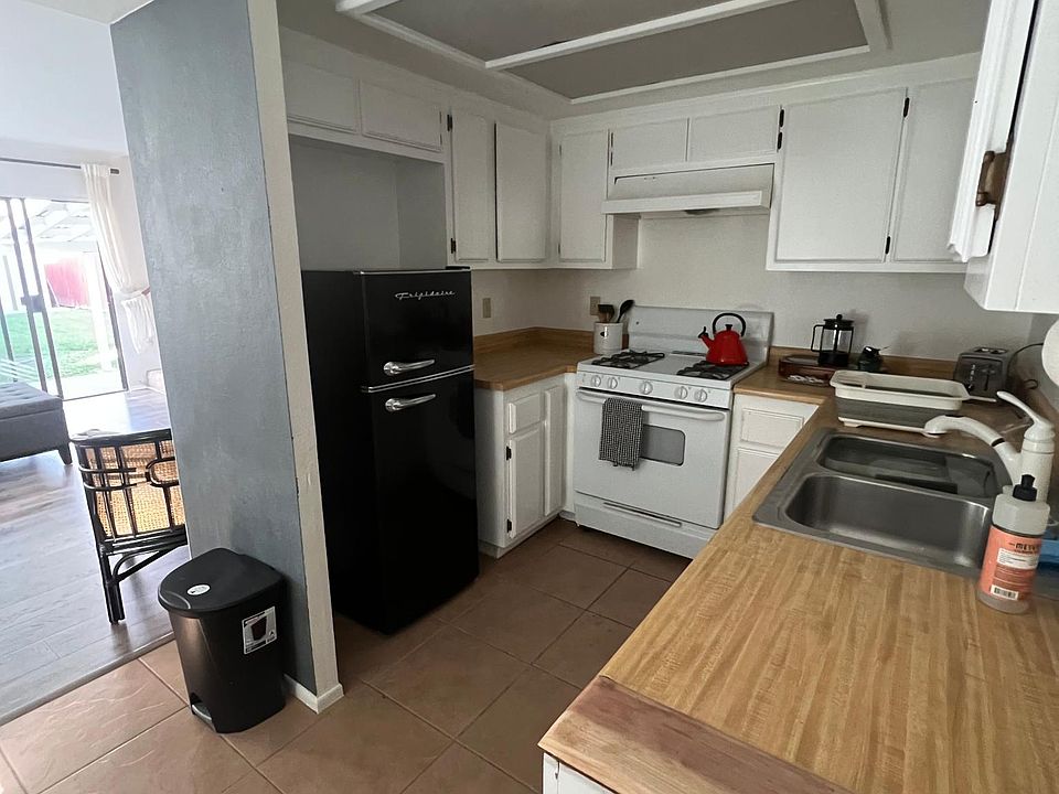 KITCHEN - NEW DISHWASHER-- MUST BRING YOUR OWN FRIDGE (NEGOTIABLE)