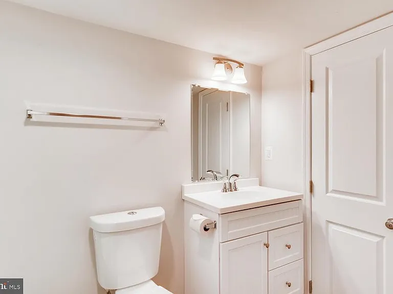 2217 Fleet St — Photo 12