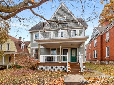 632 Parkwood St NE, Grand Rapids, MI, 49503