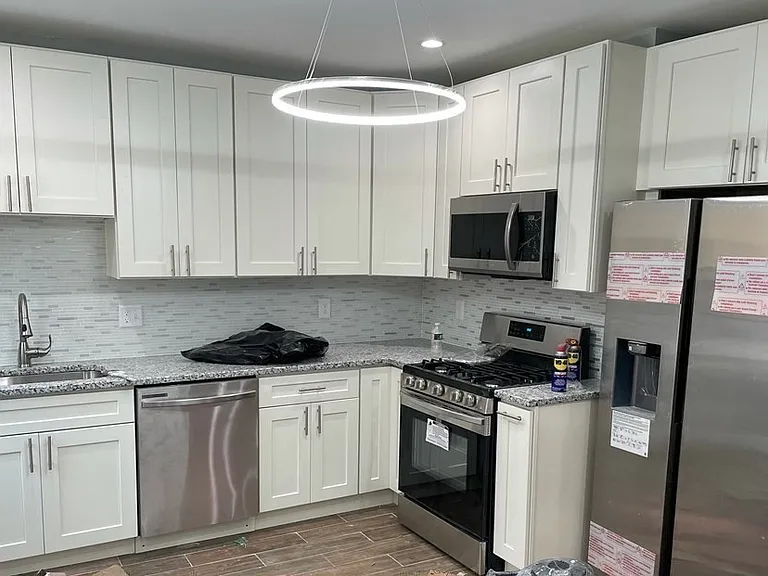 31 Brazil St #31 — Photo 1