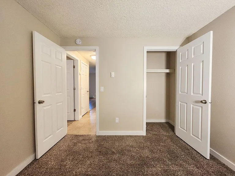 3102 E Jackson Ave — Photo 34